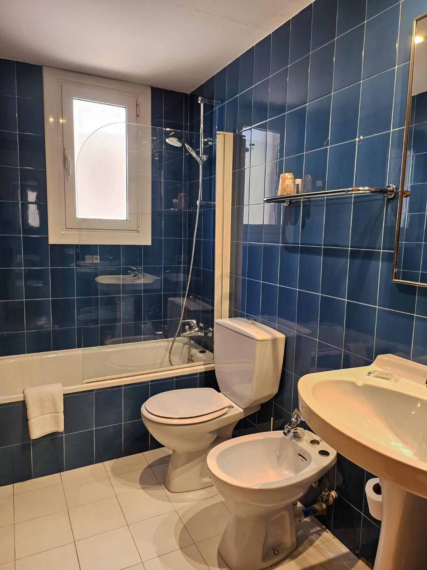 Hotel Estel Берга Екстериор снимка