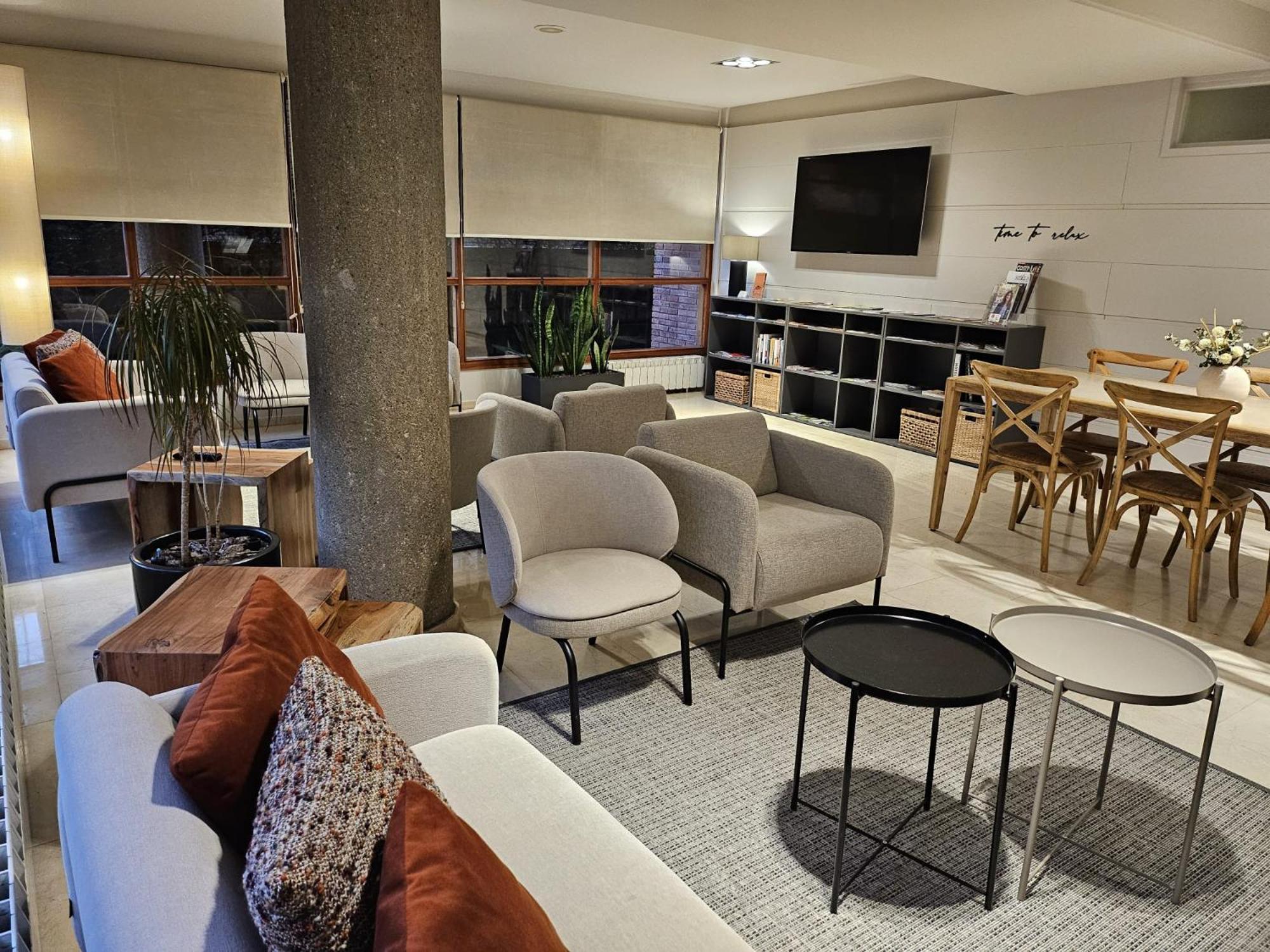 Hotel Estel Берга Екстериор снимка